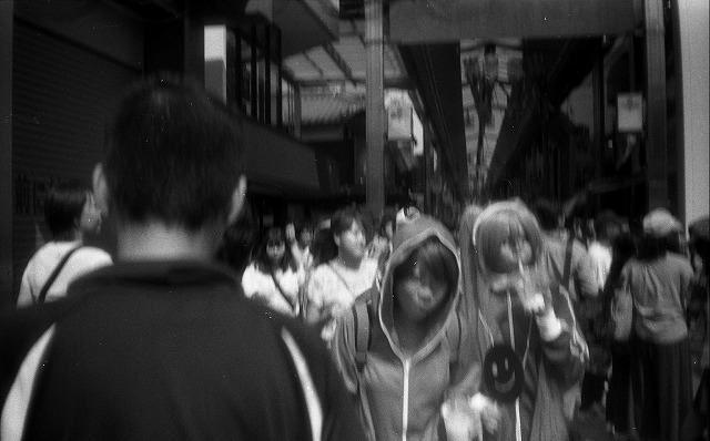 NikonEF100