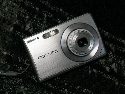 デジタルカメラ：ニコン クールピクスＳ２００について その１