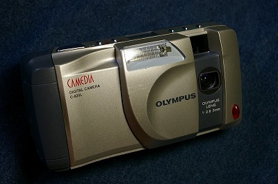国内配送 OLYMPUS デジカメ　未使用品 オリンパス C-820L CAMEDIA デジタルカメラ