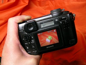デジタルカメラ：ソニー サイバーショット ＤＳＣ－Ｓ８５について その１