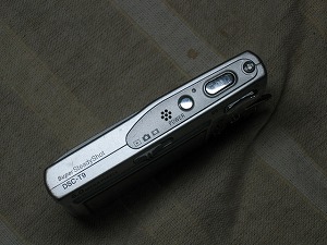 DSC-T9