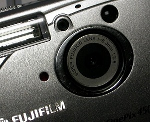 デジタルカメラ：フジフィルム ファインピクス４５００について その１